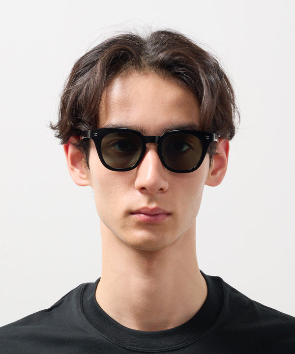 Trunk black