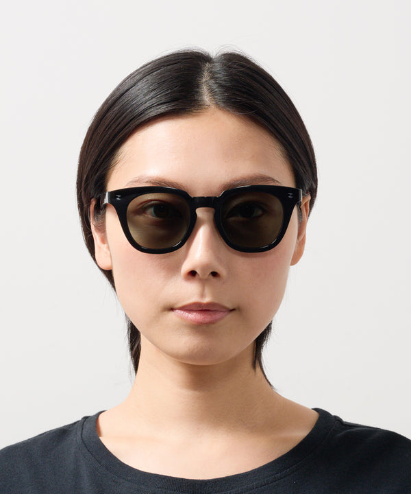 Trunk black
