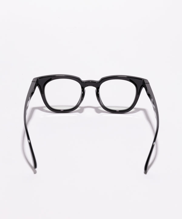 Trunk black