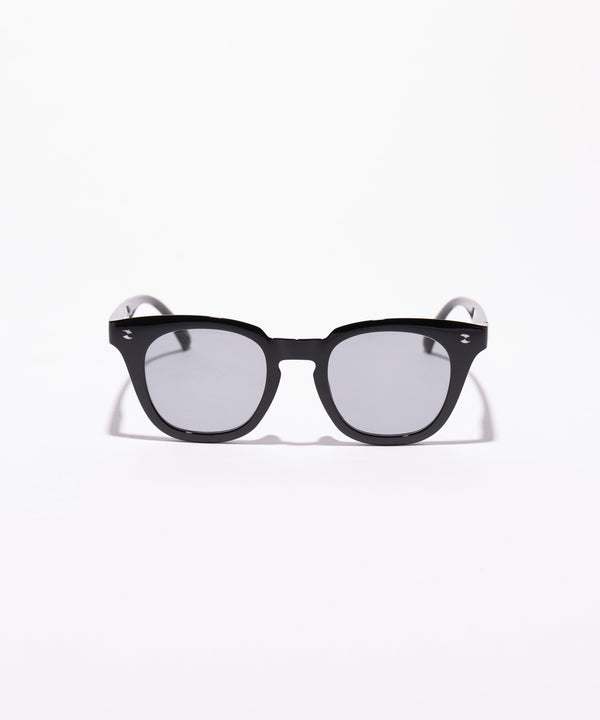 Trunk black