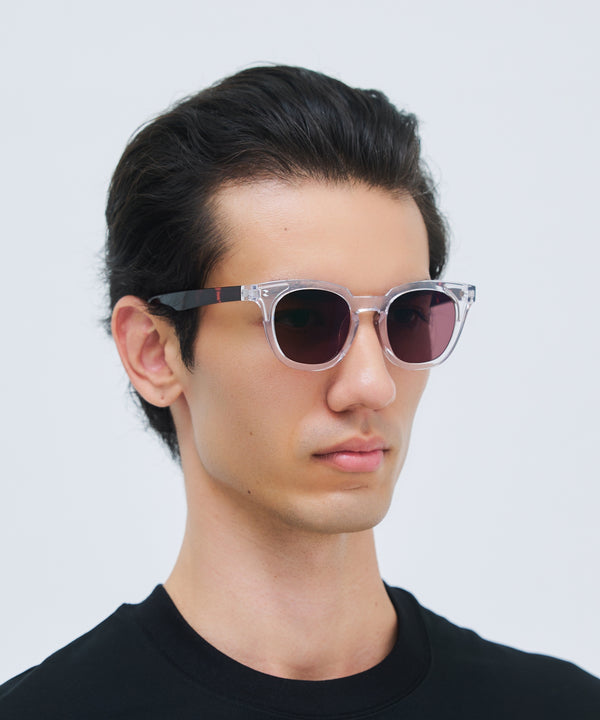 Trunk clear × amber