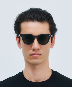 Trunk black × clear