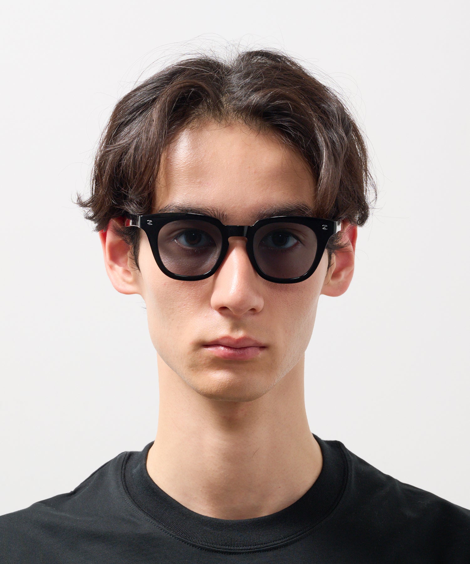 最終値下げjugaadXX Trunk black レンズ調光greyサングラス Trunk black