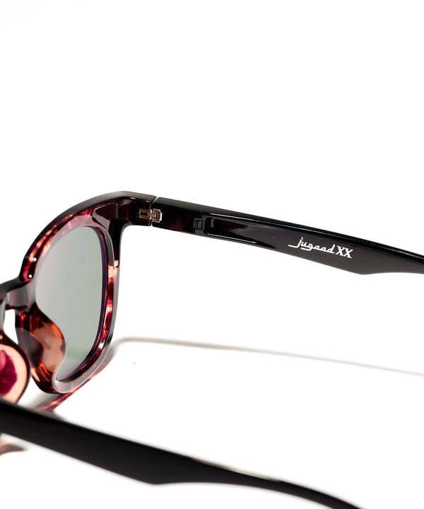 Trunk amber × black