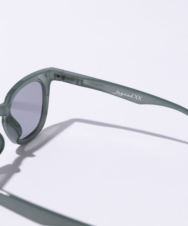Trunk smoke green