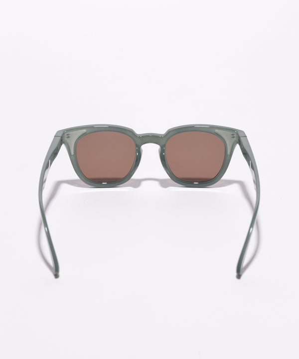 Trunk smoke green